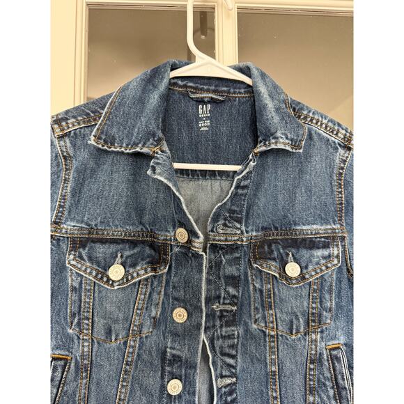 Gap Kids classic denim jacket medium wash size medium (8-9) - Picture 2 of 7